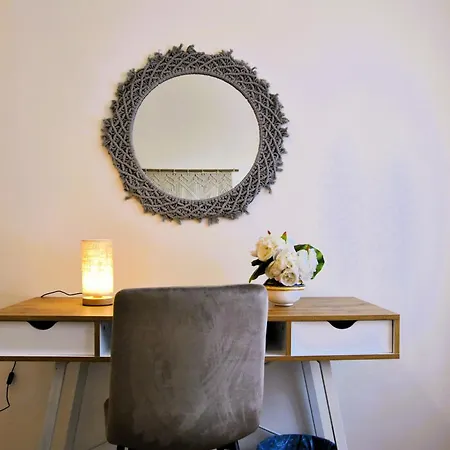 Casa Sofia Nel Centro Di Tatil Evi